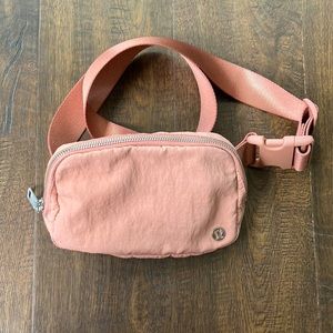 Lululemon OG Belt Bag Pink